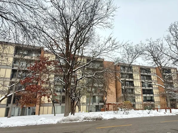 6010 Oakwood Dr APT 5D, Lisle, IL 60532