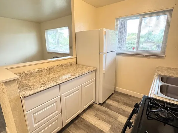 3652 Gayle Way APT 5, North Highlands, CA 95660