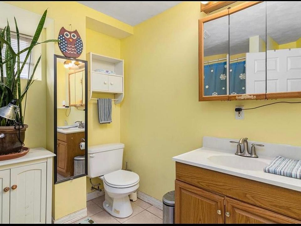 1st image of 112 Waterman Ave