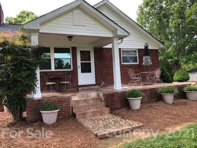 1527 Saint Marks Church Rd, Crouse, NC, 28033