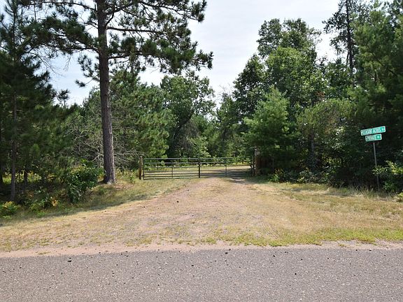 4th image of 1 Pleasant Acres Trl
