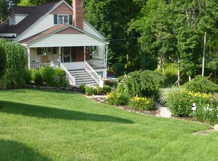 15 Walnut St, Imperial, PA
