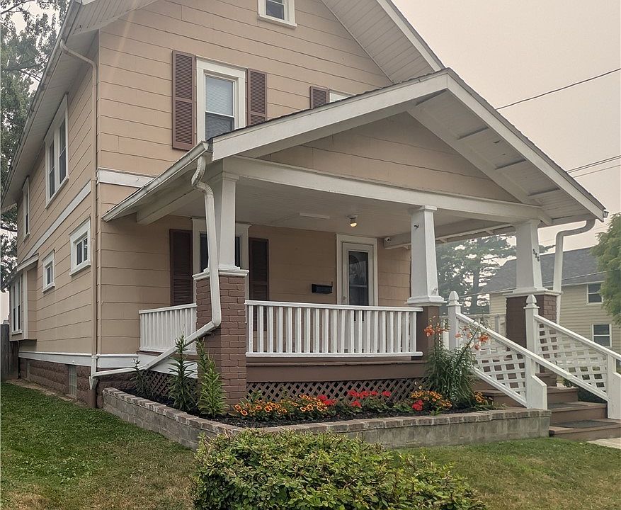 1st image of 526 Grant Ave
