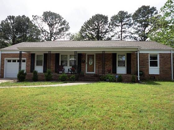 1st image of 929 Redwood Cir