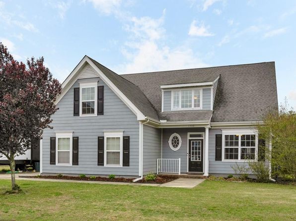 1308 Oil Bird Ln, Chesapeake, VA 23321