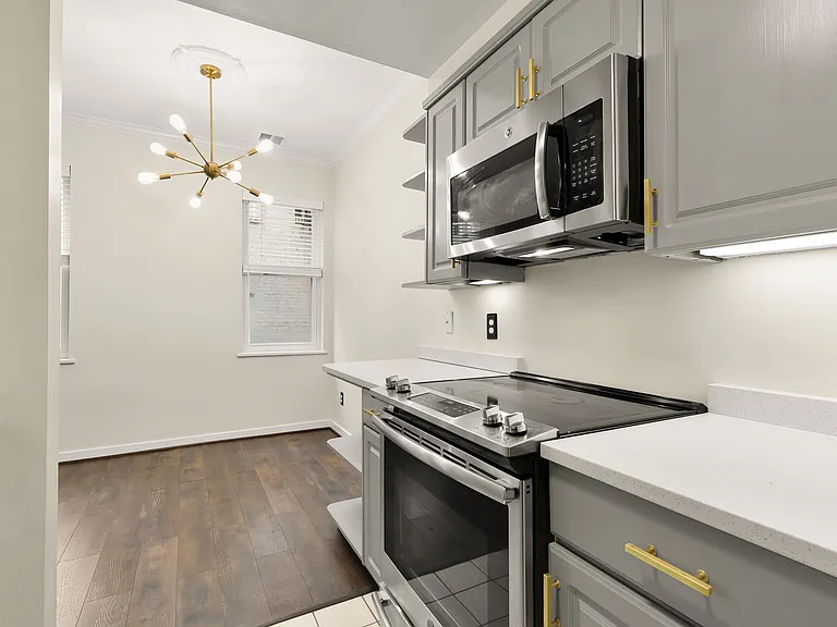 2114 N St NW #15 — Photo 19