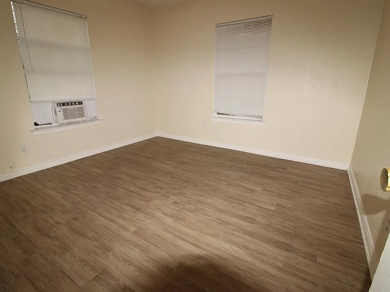 2101_03 Elkins Pl #2101 — Photo 5