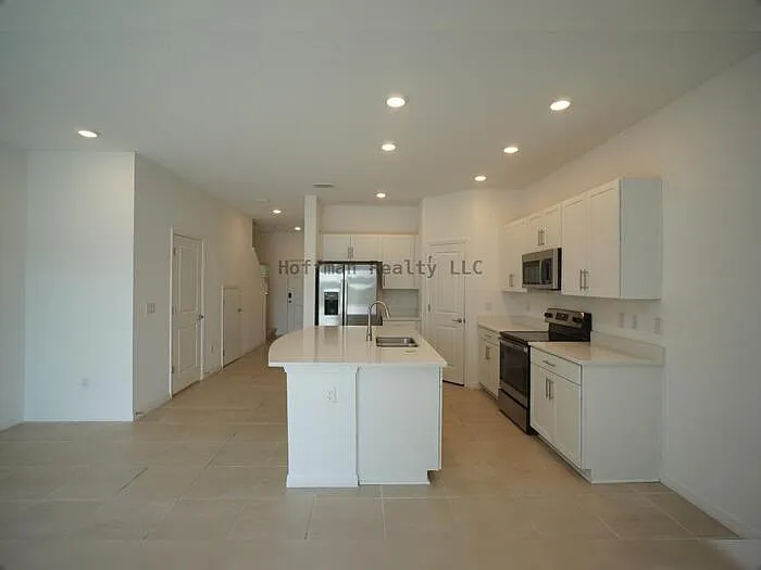 2407 Paravane Way — Photo 9