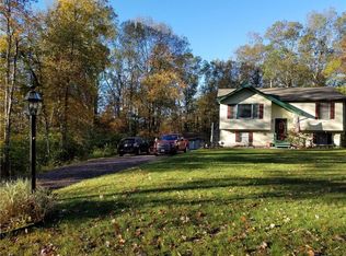 419 Read School House Rd, Coventry, RI 02816