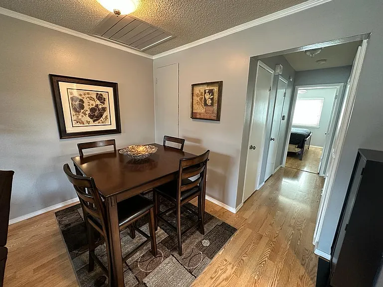6261 Cavan Dr #4 — Photo 5