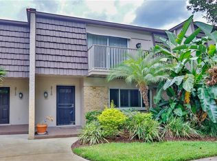 3710 Carrollbrook Rd, Tampa, FL 33618