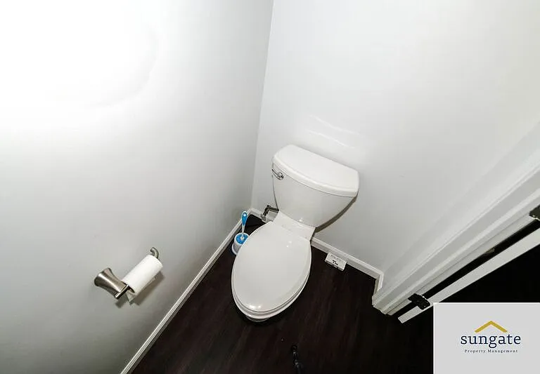 217 W Edgevale Rd — Photo 27