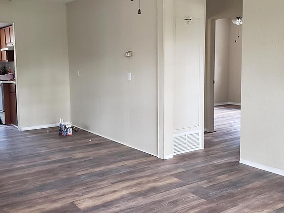 3rd image of 605 Marlene Dr