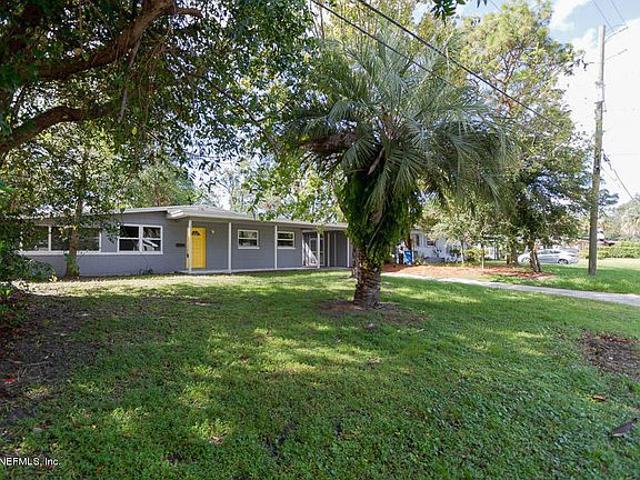 4th image of 2626 ARLEX Drive W