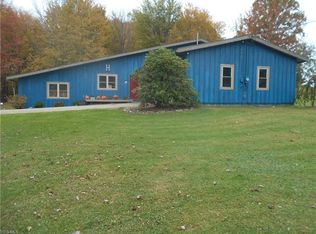 828 Middle Rd, Conneaut, OH 44030