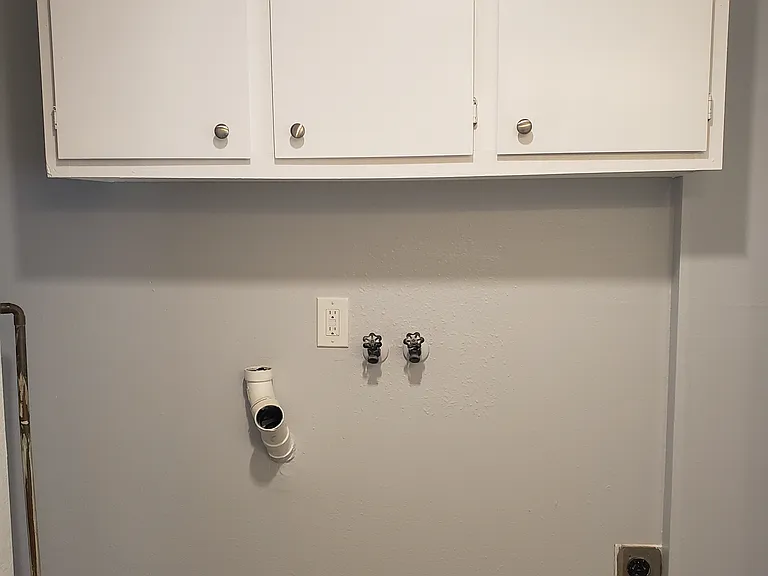 2213 Hawthorne St — Photo 14
