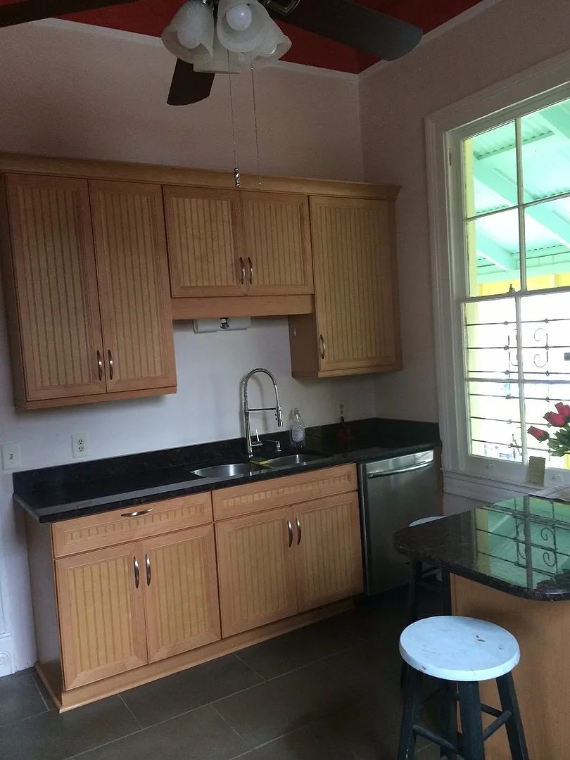 Spacious three bedroom — Photo 4