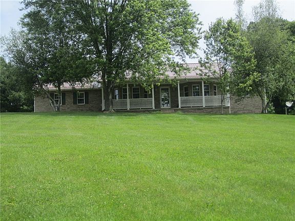 4th image of 141 Woodies Rd
