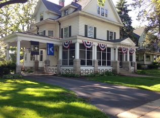 820 Douglas Ave, Elgin, IL 60120