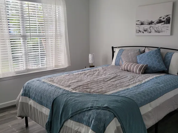 7225 Sweetgrass Blvd, Hanahan, SC 29410