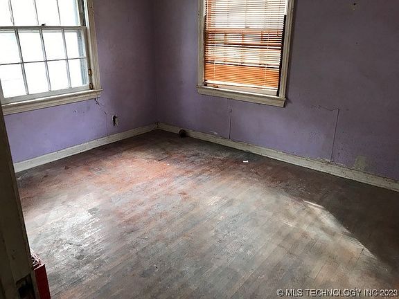 4th image of 2845 E Admiral Ct