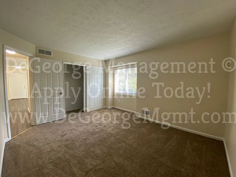 Pine Ridge Apartments — Photo 60
