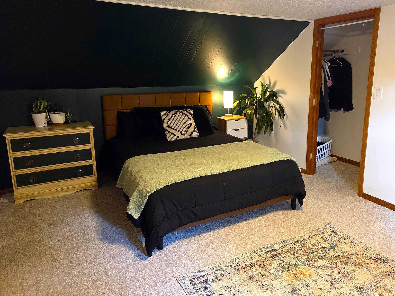 4 bed, 1.5 bath, 1252 sqft, $2,095 — Photo 4