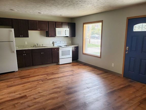 5th image of 133 S Franklin St #1