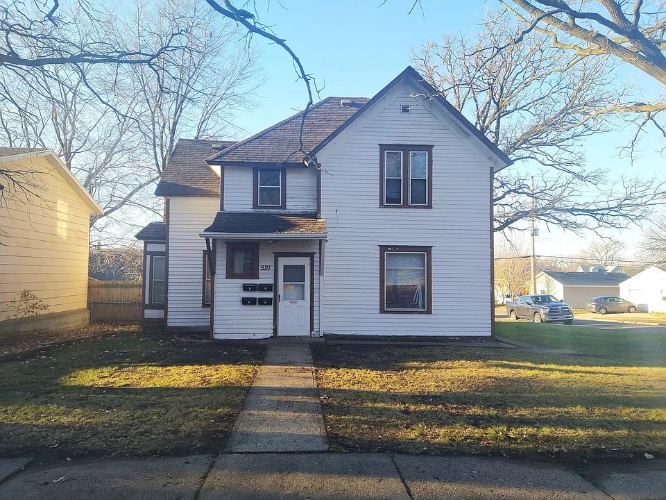 521 2nd Ave N