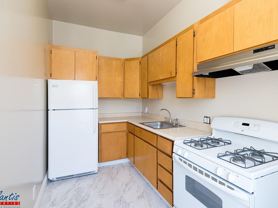1st image of 232 S 10th St APT 6
