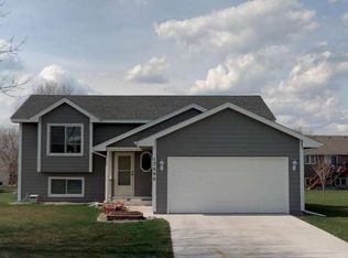 17090 Georgetown Way, Rosemount, MN 55068