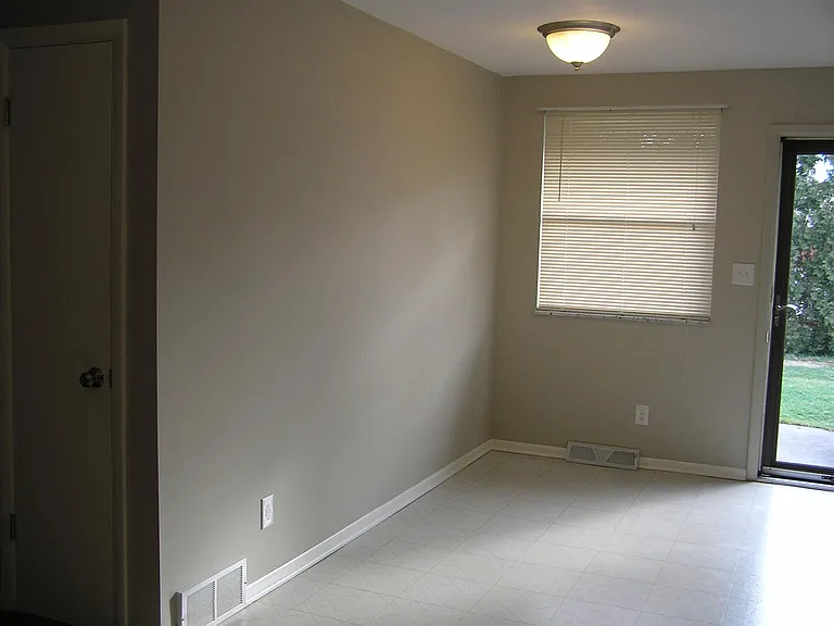 Kitchen: W 9' x L 20'6" = 174sq ft
Two of four