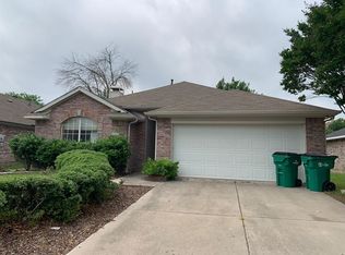 2805 Hawthorne Ln, McKinney, TX 75071