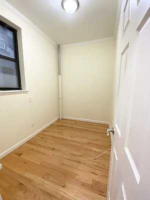 Rented by Compass | media 18