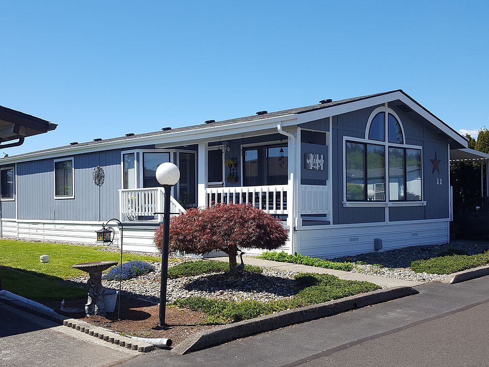 1st image of 11 Heritage Blvd