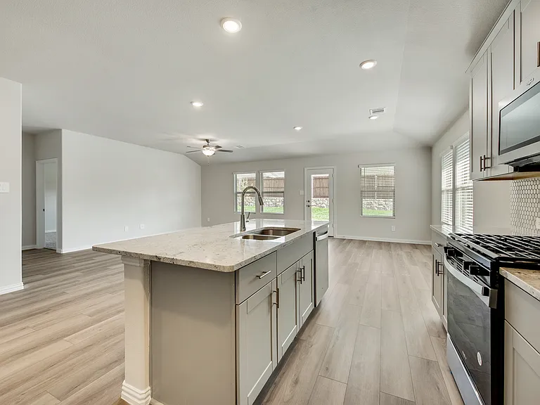 2729 Nene St — Photo 8