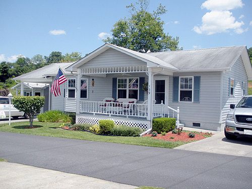 1st image of 129 Summer Place Dr