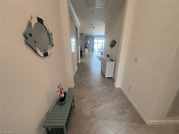 4th image of 2218 Cara Cara WAY