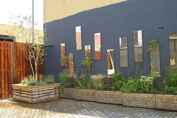 Rented by Loom Group | media 43