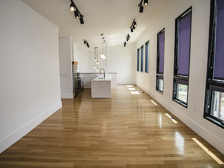 503 N Cameron St — Photo 15