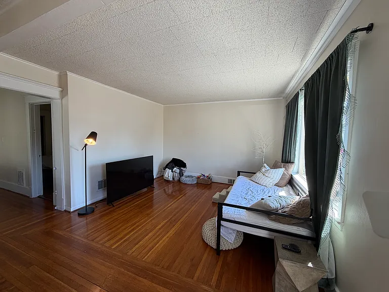 225 Stevenson St #2 — Photo 2