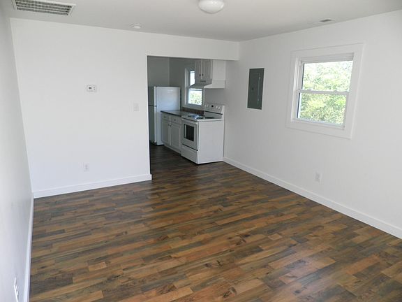 2nd image of 217 W Atlantic Blvd APT 2