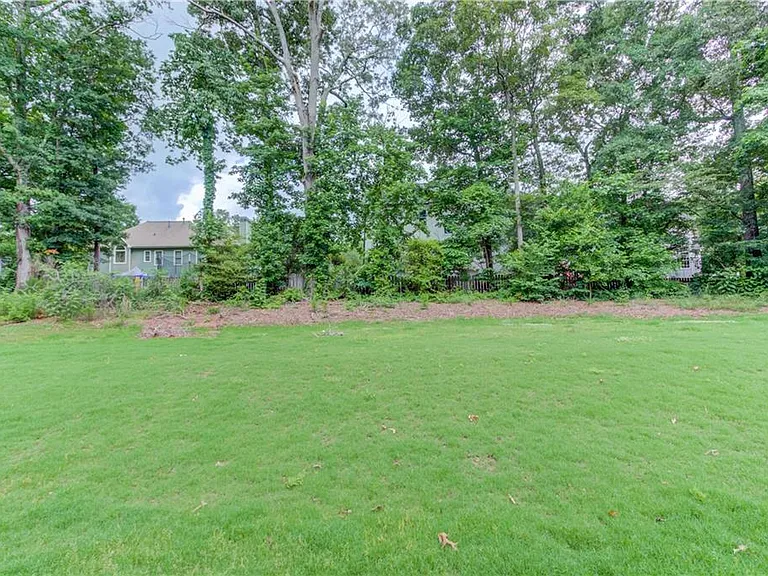 153 Lantern Ridge Ct — Photo 38