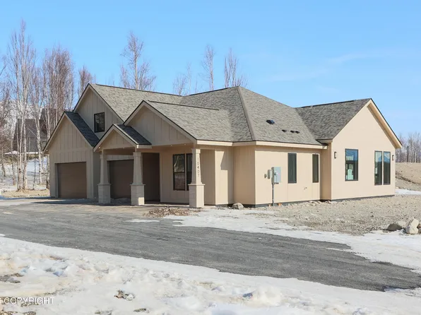 10407 E Arkose Peak Dr, Palmer, AK 99645
