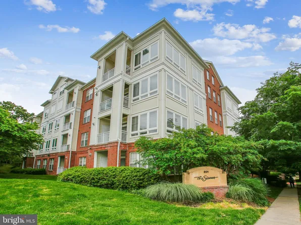801 S Greenbrier St APT 220, Arlington, VA 22204