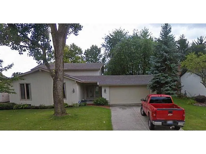 7111 White Butterfly Ln photo 1