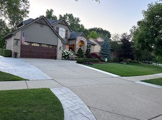 23337 Mystic Forest Dr, Novi, MI 48375