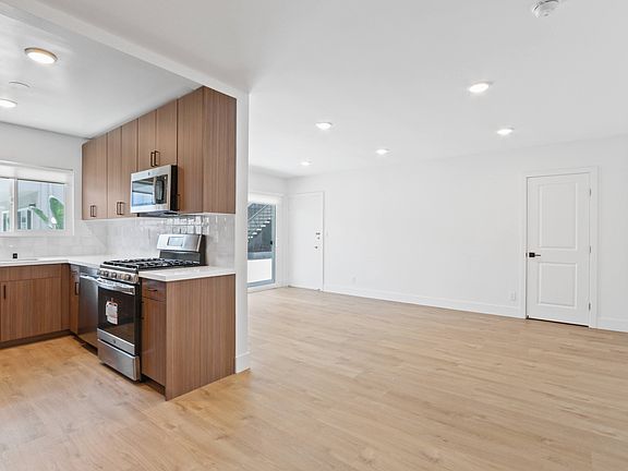 4th image of 8220 Norton Ave APT 5