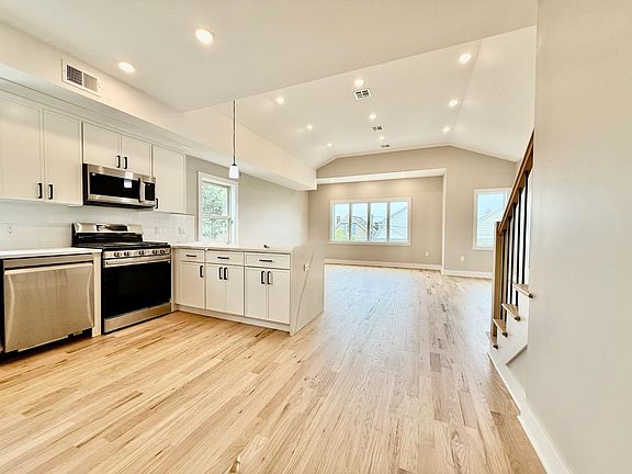 3rd image of 12 Terhune Ave #2