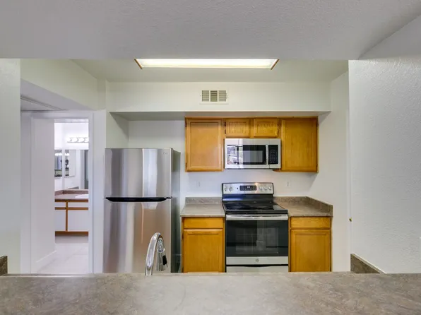 6650 W Warm Springs Rd #2118-16, Las Vegas, NV 89118